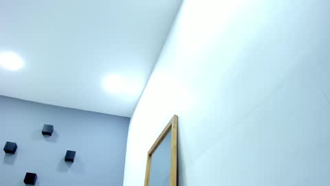 Sofi online show from February 15, 2025, 12:01 pm