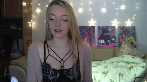 Snapshot of sophiasonata chatting on January 19, 2025, 4:36 pm SophiaSonata online show from January 19, 2025, 4:36 pm
