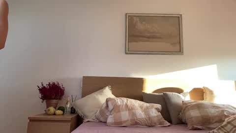 Snapshot of sophie_amalia chatting on November 7, 2025, 1:44 pm sophie_amalia online show from November 7, 2025, 1:44 pm