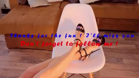 Sophie online show from June 12, 2026, 6:34 am