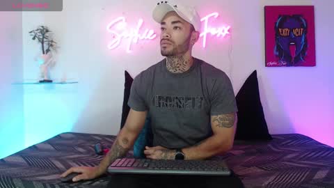 Snapshot of sophie_foxx chatting on February 2, 2026, 11:53 am SOPHIE - FOXX online show from February 2, 2026, 11:53 am