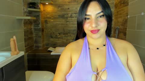 Snapshot of sophie_grays chatting on September 10, 2025, 8:09 pm S O P H I E online show from September 10, 2025, 8:09 pm