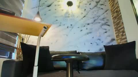 Sophie online show from November 24, 2025, 1:22 pm