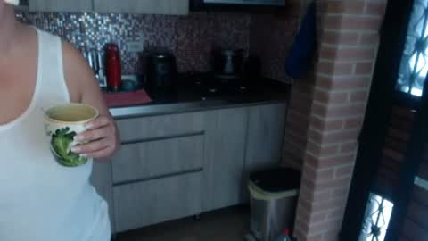 Snapshot of sophie_lopez1 chatting on June 15, 2026, 4:42 pm Sofa online show from June 15, 2026, 4:42 pm