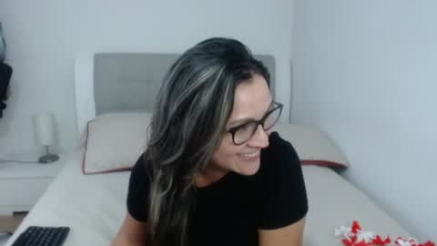 Sofa online show from July 26, 2026, 2:53 am