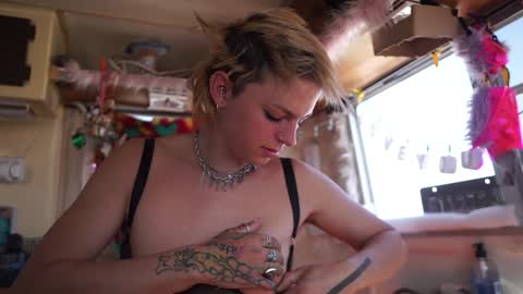 derpy derpington online show from January 25, 2025, 9:46 pm