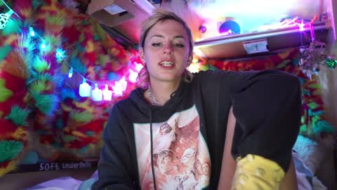 derpy derpington online show from February 2, 2025, 4:48 am