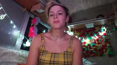 derpy derpington online show from February 15, 2025, 5:30 am