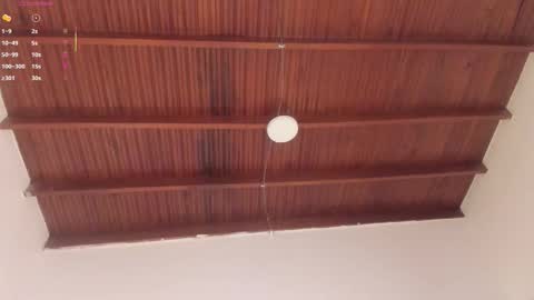 sophie_smith19 online show from November 4, 2025, 12:37 pm