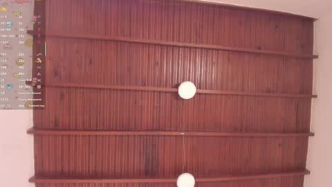 sophie_smith19 online show from April 9, 2026, 1:27 pm