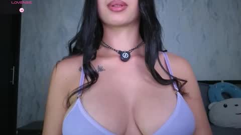 Snapshot of sophie_x1 chatting on March 5, 2026, 1:23 am Sophie online show from March 5, 2026, 1:23 am