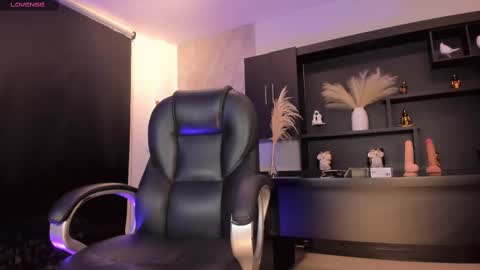 Sophie online show from February 16, 2025, 12:19 am