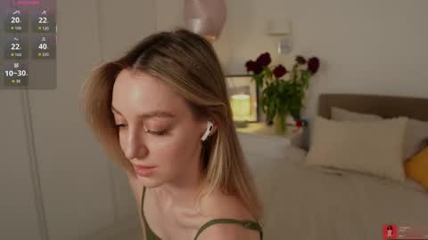 sophiebelll online show from May 27, 2026, 10:56 am