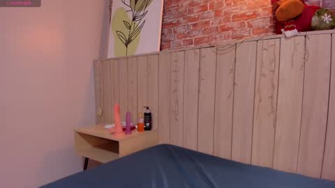 Snapshot of sophiebenson_ chatting on December 31, 2024, 3:20 pm Sophie online show from December 31, 2024, 3:20 pm