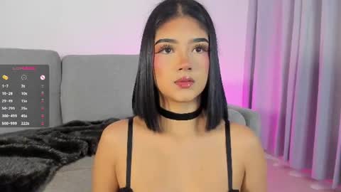 Snapshot of sophiecb chatting on June 10, 2026, 3:33 pm sophie online show from June 10, 2026, 3:33 pm