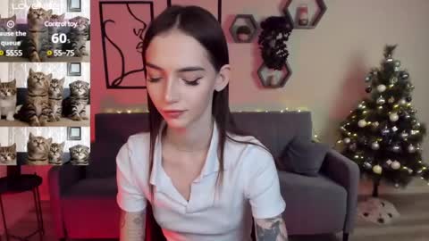 Snapshot of sophiecherrie chatting on December 9, 2024, 11:45 pm Sophie online show from December 9, 2024, 11:45 pm