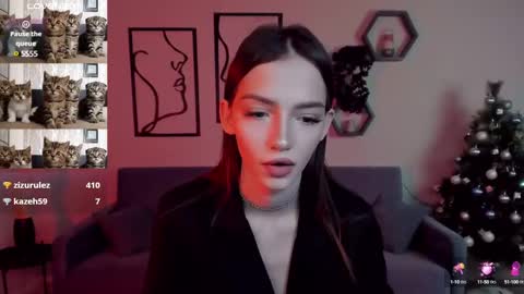 Snapshot of sophiecherrie chatting on January 9, 2025, 6:36 pm Sophie online show from January 9, 2025, 6:36 pm