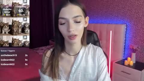 Snapshot of sophiecherrie chatting on January 27, 2025, 9:23 am Sophie online show from January 27, 2025, 9:23 am