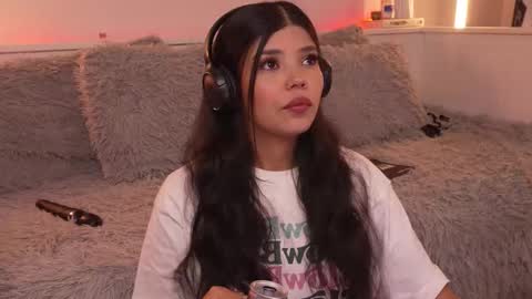 Snapshot of sophiee_art chatting on January 12, 2026, 4:39 am Sophiee online show from January 12, 2026, 4:39 am