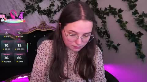 sophieedreams online show from October 10, 2025, 1:10 pm
