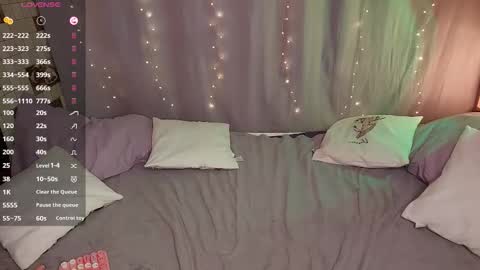 Sophie online show from December 21, 2025, 10:50 pm