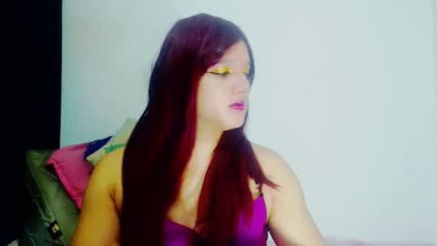 sophiehillsxo online show from November 7, 2025, 8:47 am
