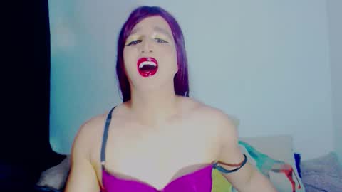 Snapshot of sophiehillsxo chatting on March 15, 2026, 1:22 am sophiehillsxo online show from March 15, 2026, 1:22 am