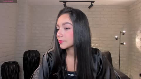 Snapshot of sophiekiss1 chatting on May 18, 2026, 7:20 pm Sophie online show from May 18, 2026, 7:20 pm