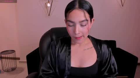 Snapshot of sophiekiss1 chatting on May 28, 2026, 7:55 pm Sophie online show from May 28, 2026, 7:55 pm