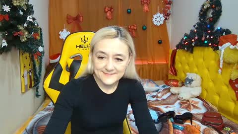 Snapshot of sophiekittyy chatting on December 26, 2024, 7:35 am sophiekittyy online show from December 26, 2024, 7:35 am