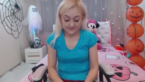 Snapshot of sophiekittyy chatting on October 11, 2025, 6:45 am sophiekittyy online show from October 11, 2025, 6:45 am