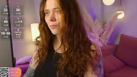 Sophie online show from May 5, 2026, 8:39 pm