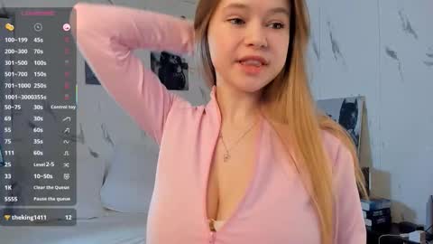 Snapshot of sophierayne_ chatting on February 14, 2026, 8:11 am SophieRayne online show from February 14, 2026, 8:11 am