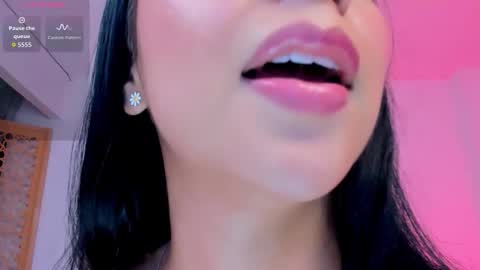 Snapshot of sophierooy chatting on March 11, 2026, 12:16 am sophierooy online show from March 11, 2026, 12:16 am