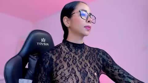 Snapshot of sophierooy chatting on May 12, 2026, 12:13 pm sophierooy online show from May 12, 2026, 12:13 pm