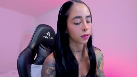 Snapshot of sophierooy chatting on July 9, 2026, 12:15 am sophierooy online show from July 9, 2026, 12:15 am