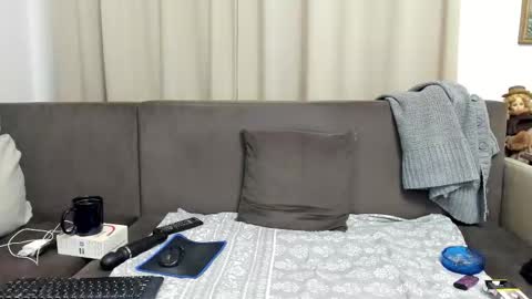 Sofia online show from October 17, 2025, 4:04 am