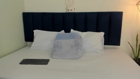 sophieturner_mg online show from January 16, 2026, 7:07 pm