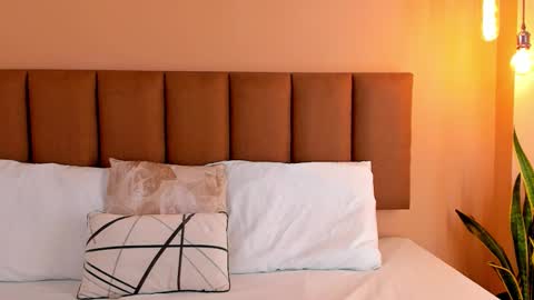 sophieturner_mg online show from February 5, 2026, 7:07 pm