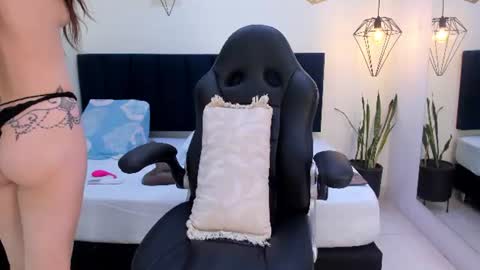 sophieturner_mg online show from July 17, 2026, 7:08 pm