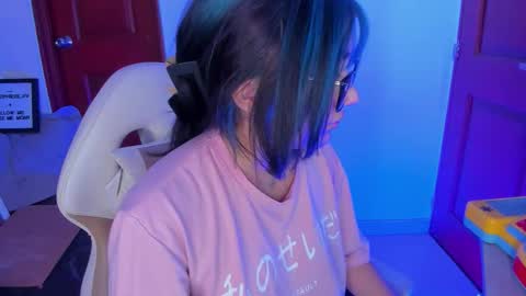 Snapshot of sophievv chatting on February 18, 2026, 6:59 pm Sophie online show from February 18, 2026, 6:59 pm