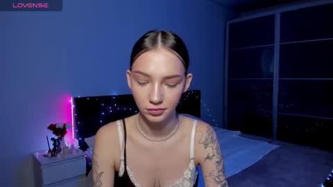 Snapshot of sophiewildcat chatting on March 28, 2026, 12:32 am sophiewildcat online show from March 28, 2026, 12:32 am