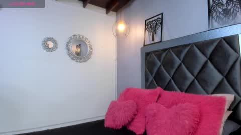 Snapshot of sophiia_gomezz_ chatting on December 27, 2024, 2:22 pm sophi online show from December 27, 2024, 2:22 pm