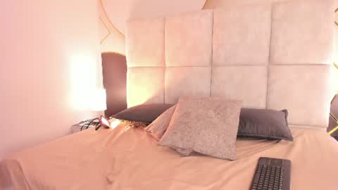 Snapshot of sophiie_rosee chatting on July 6, 2026, 7:38 pm sophiie_rosee online show from July 6, 2026, 7:38 pm