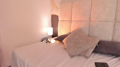 Snapshot of sophiie_rosee chatting on July 21, 2026, 8:33 pm sophiie_rosee online show from July 21, 2026, 8:33 pm