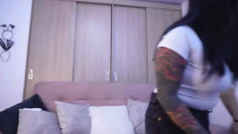 Snapshot of sophiiecums chatting on February 4, 2026, 3:34 am Sophiie online show from February 4, 2026, 3:34 am