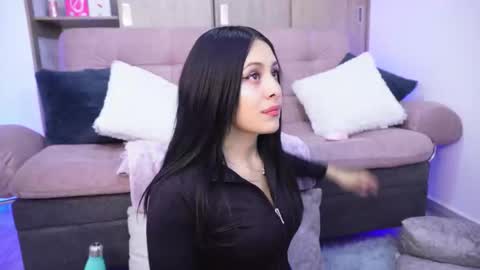 Snapshot of sophiiecums chatting on February 12, 2026, 4:07 am Sophiie online show from February 12, 2026, 4:07 am