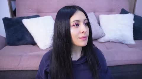 Snapshot of sophiiecums chatting on February 14, 2026, 5:04 am Sophiie online show from February 14, 2026, 5:04 am