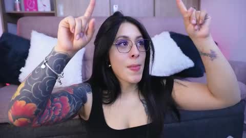 Snapshot of sophiiecums chatting on February 21, 2026, 3:29 am Sophiie online show from February 21, 2026, 3:29 am