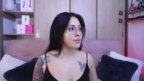 Snapshot of sophiiecums chatting on March 2, 2026, 2:58 am Sophiie online show from March 2, 2026, 2:58 am